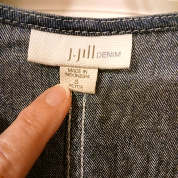 J JILL Denim Midi Crew Neck A Line Dress Pockets Buttons Size Small - Picture 4 of 4